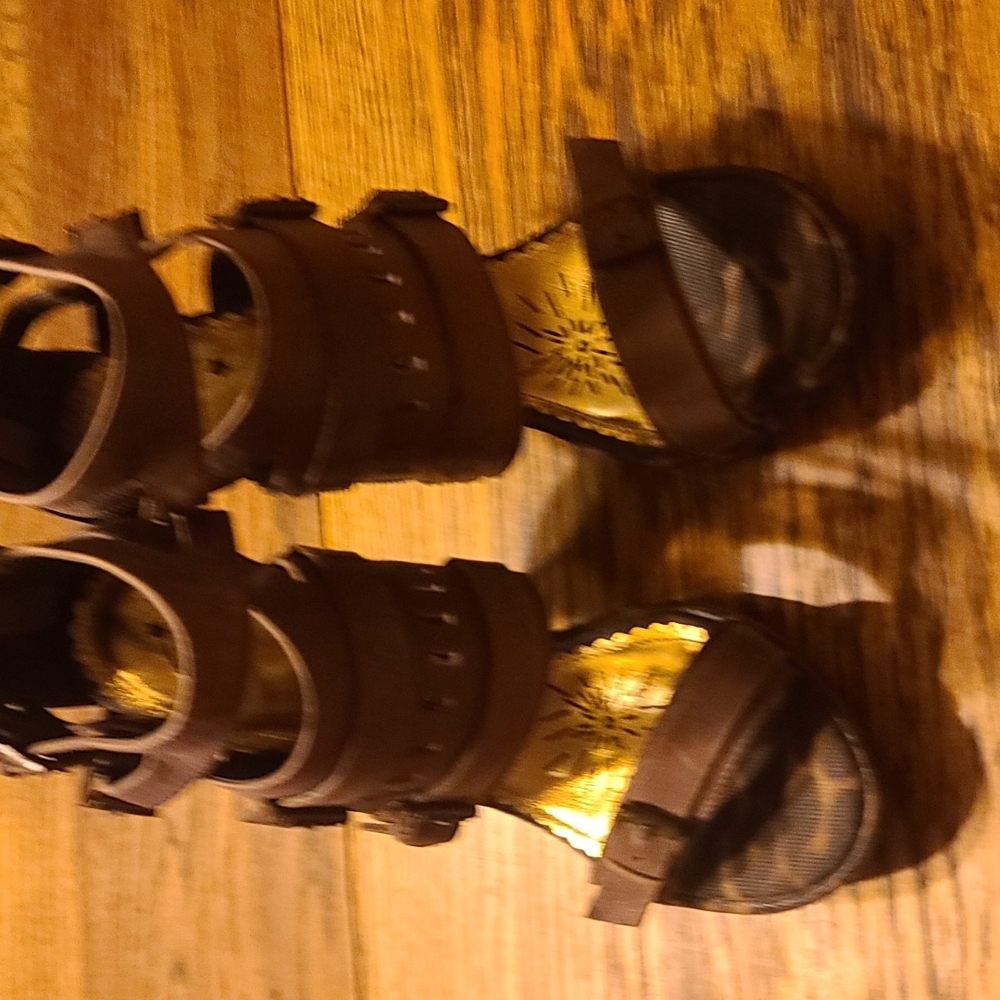 Naughty monkey Strappy heels size 8.5
